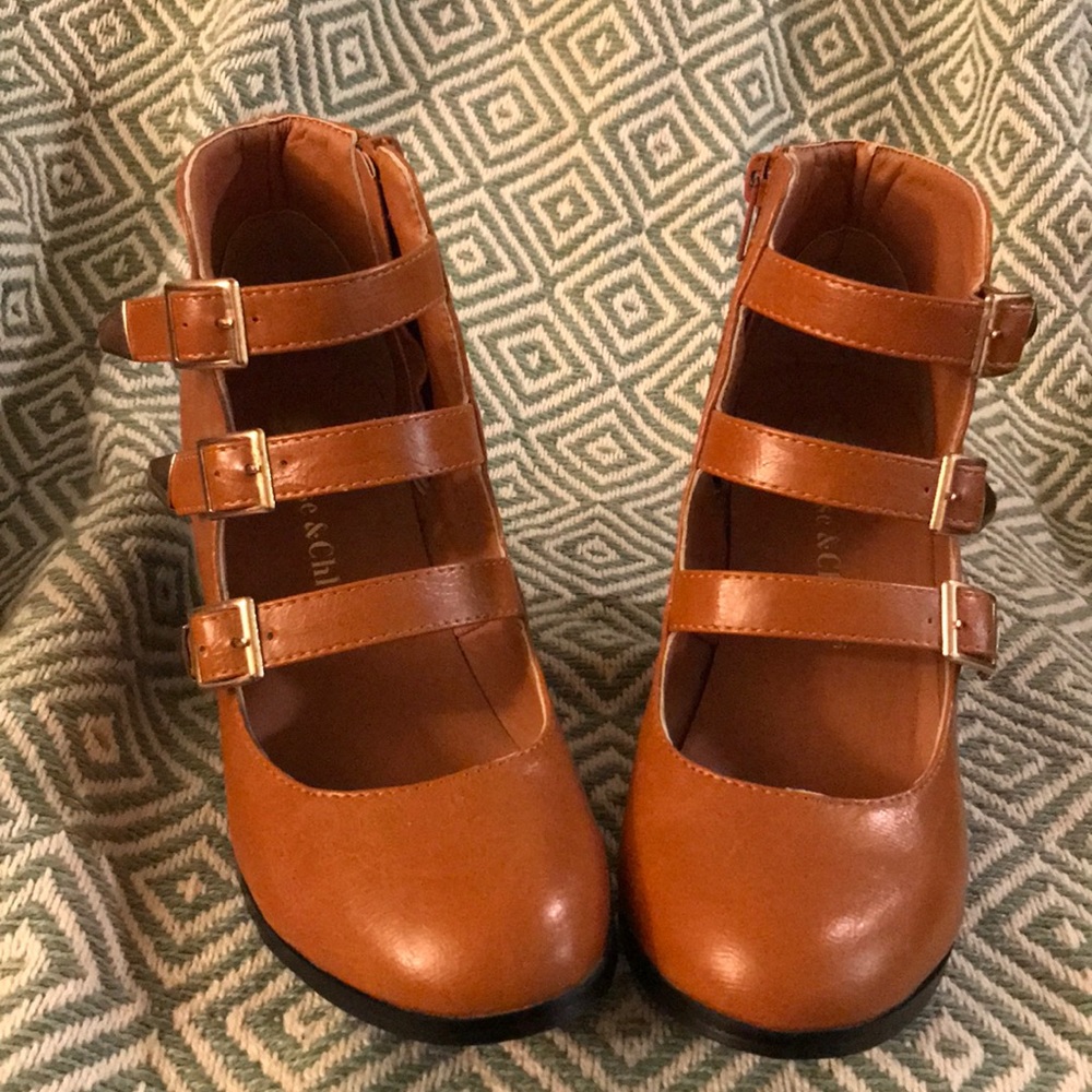 Retro booties!